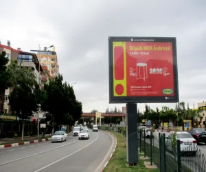 bahçeli uygun site garajlı güney_cephesi metroya_yakın otopark bahçe kampanya merkezi